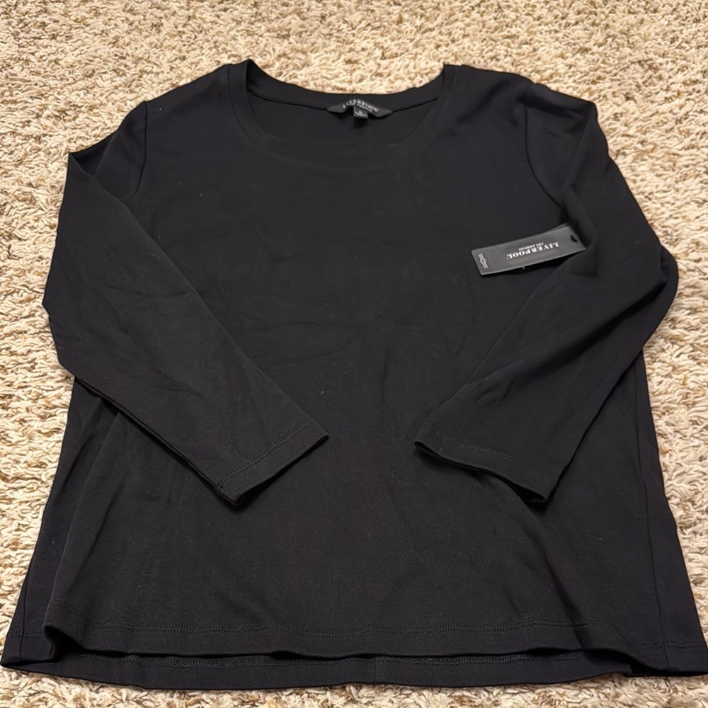 NWT. Liverpool Black Scoop Neck Women's Top. Size M